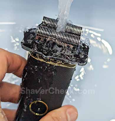 Rinsing the inner blades.