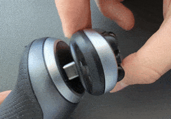Front to back flexing animation.
