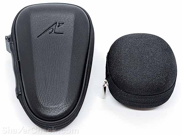 ES-CV70 vs ES-PV3A travel cases size comparison.