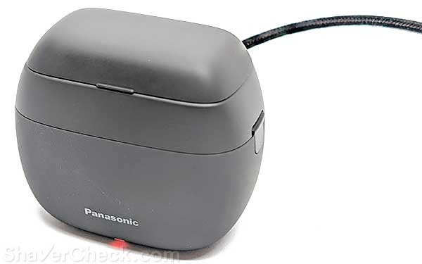 Charging the Panasonic Palm ES-PV3B-K.
