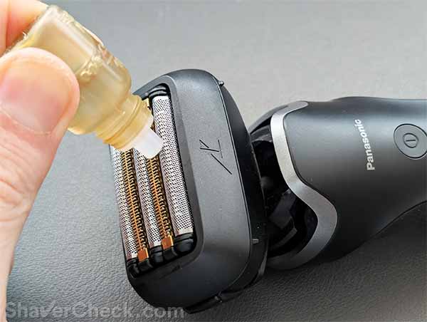Lubricating the Panasonic ARC 5 PRO.